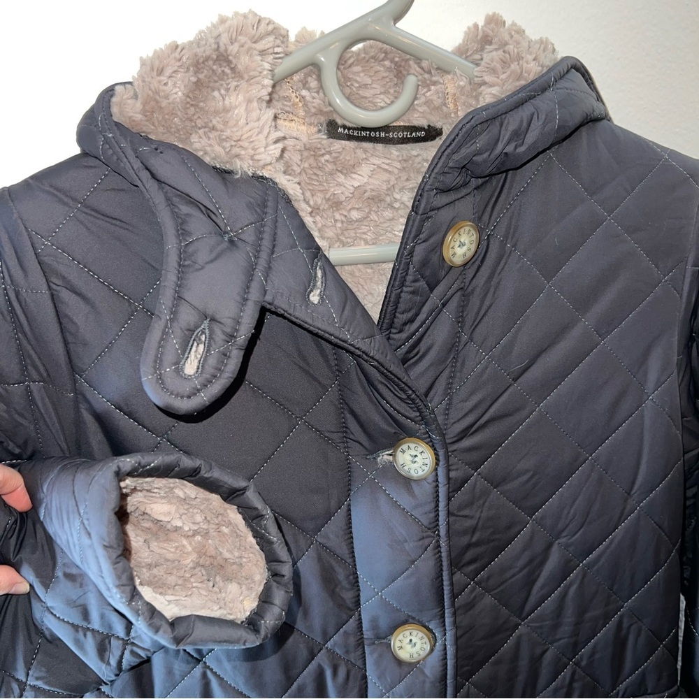 Olive green Mackintosh down jacket with sherpa lining size 36 made in Scotland - Picture 5 of 10